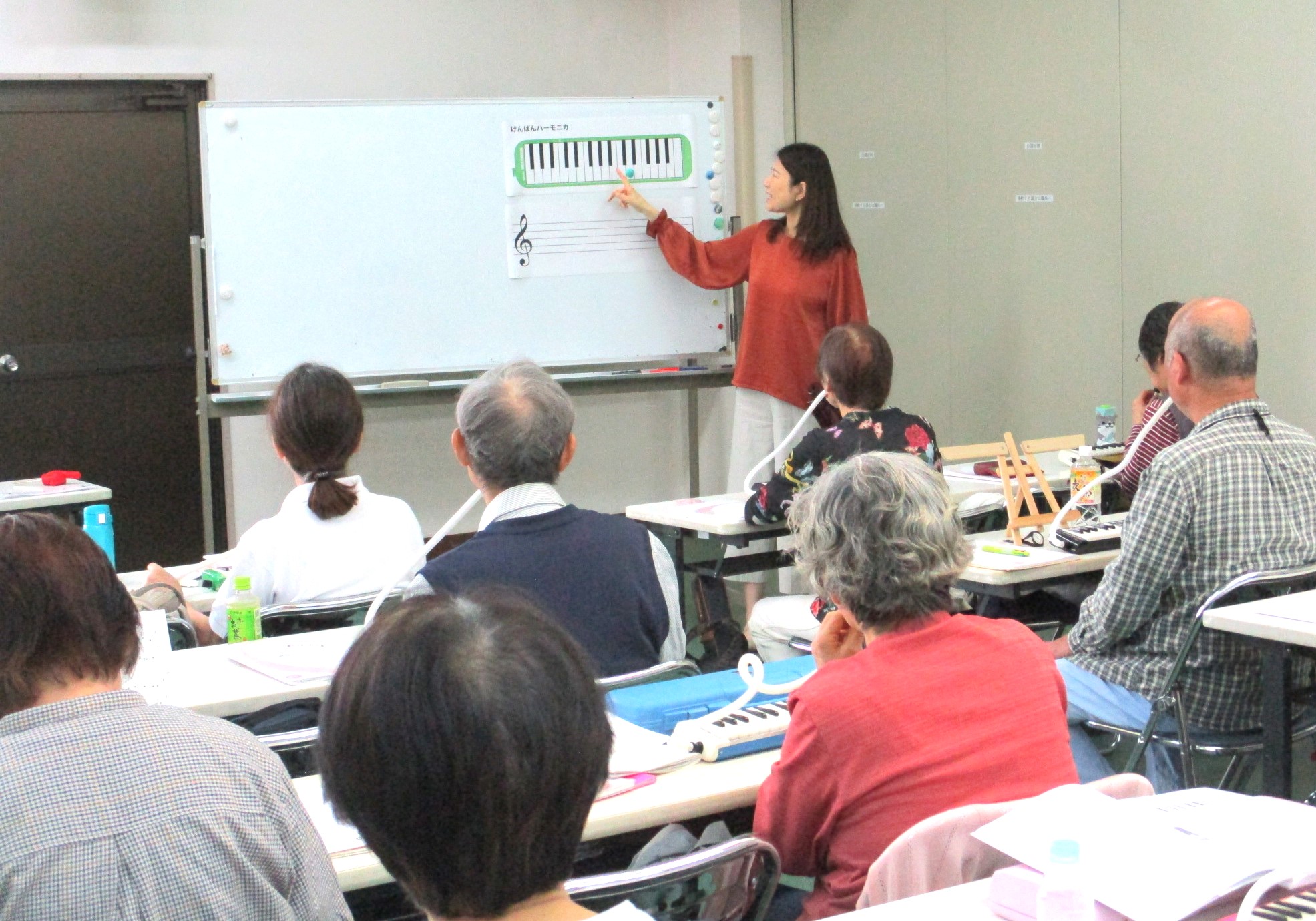 鍵盤ハーモニカ